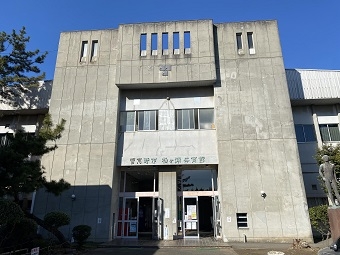 袖ヶ浦体育館　外観_l